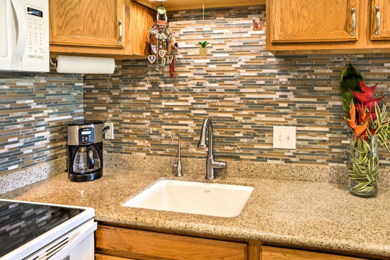 Pristine Lihue Condo With Balcony Walk To Beach! Buitenkant foto